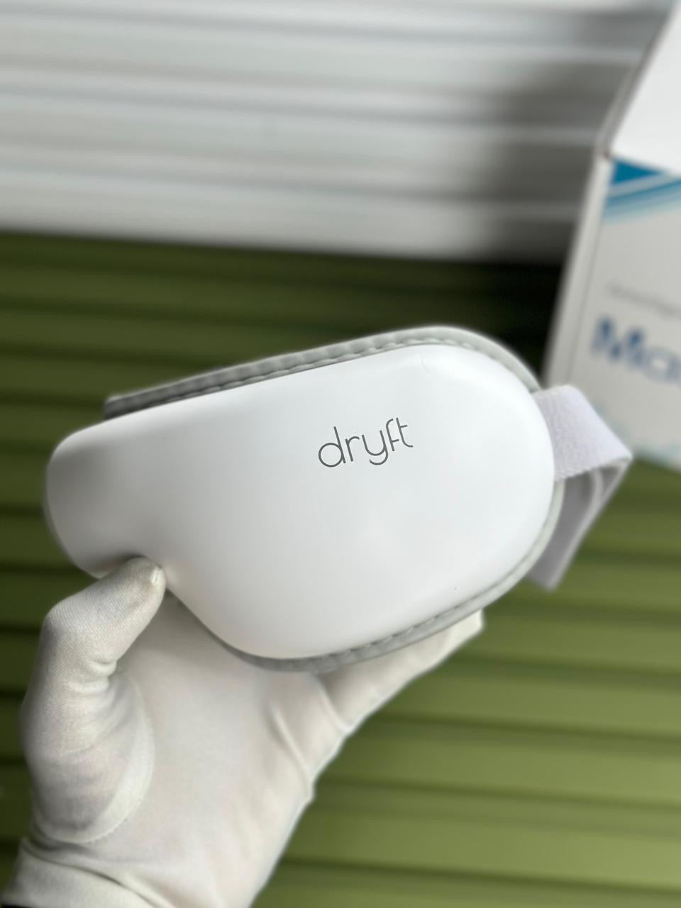 Intelligent Eye Care Massager – Smart Eye Relaxation Device | Portable & Rechargeable