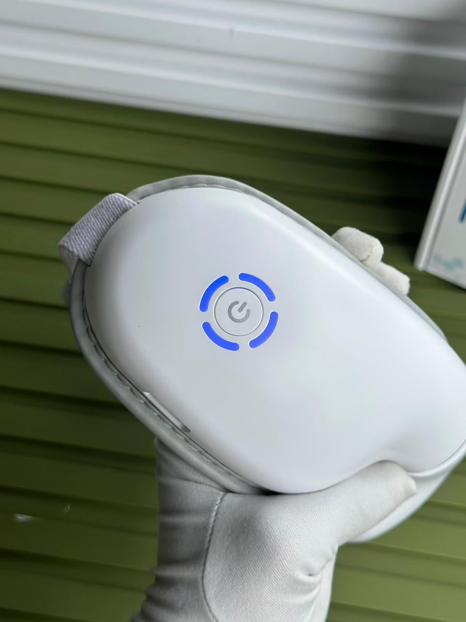 Intelligent Eye Care Massager – Smart Eye Relaxation Device | Portable & Rechargeable